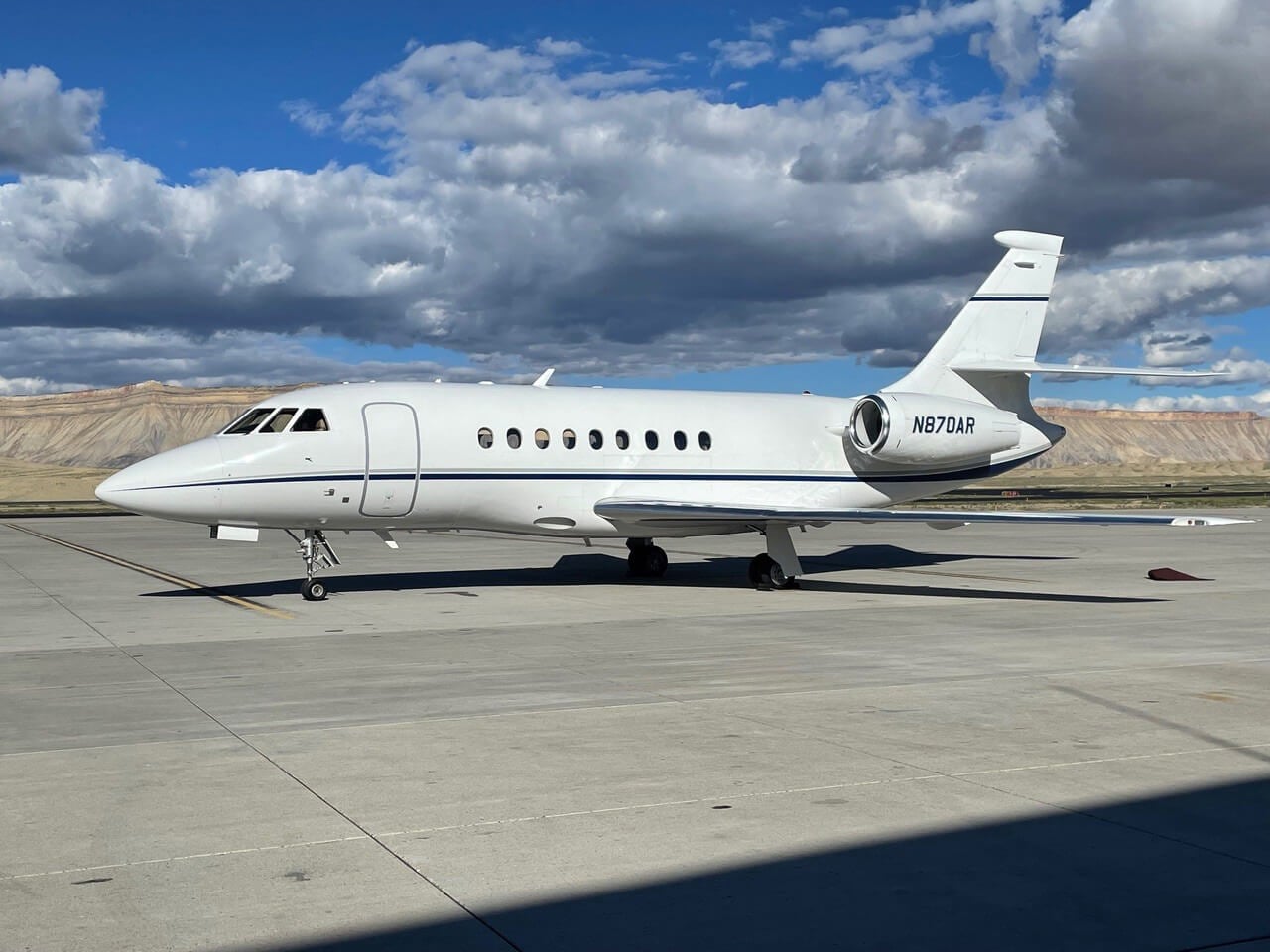 1999 Falcon 2000